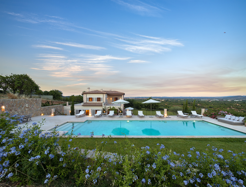 EV_SantaMaria's tweet photo. Visit this country estate with panoramic views in Santa María, the heart of Mallorca, with just one click you can access the video tour of the property: https://t.co/j1AVpr2Jzw

For more information: https://t.co/kVdXsCI5AD https://t.co/9WmoR4iG5E