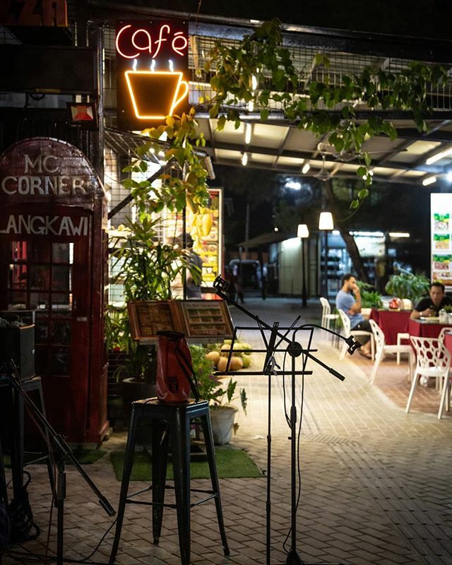 xpanke's tweet photo. #cenangbeach https://t.co/FS4OGHV3K0