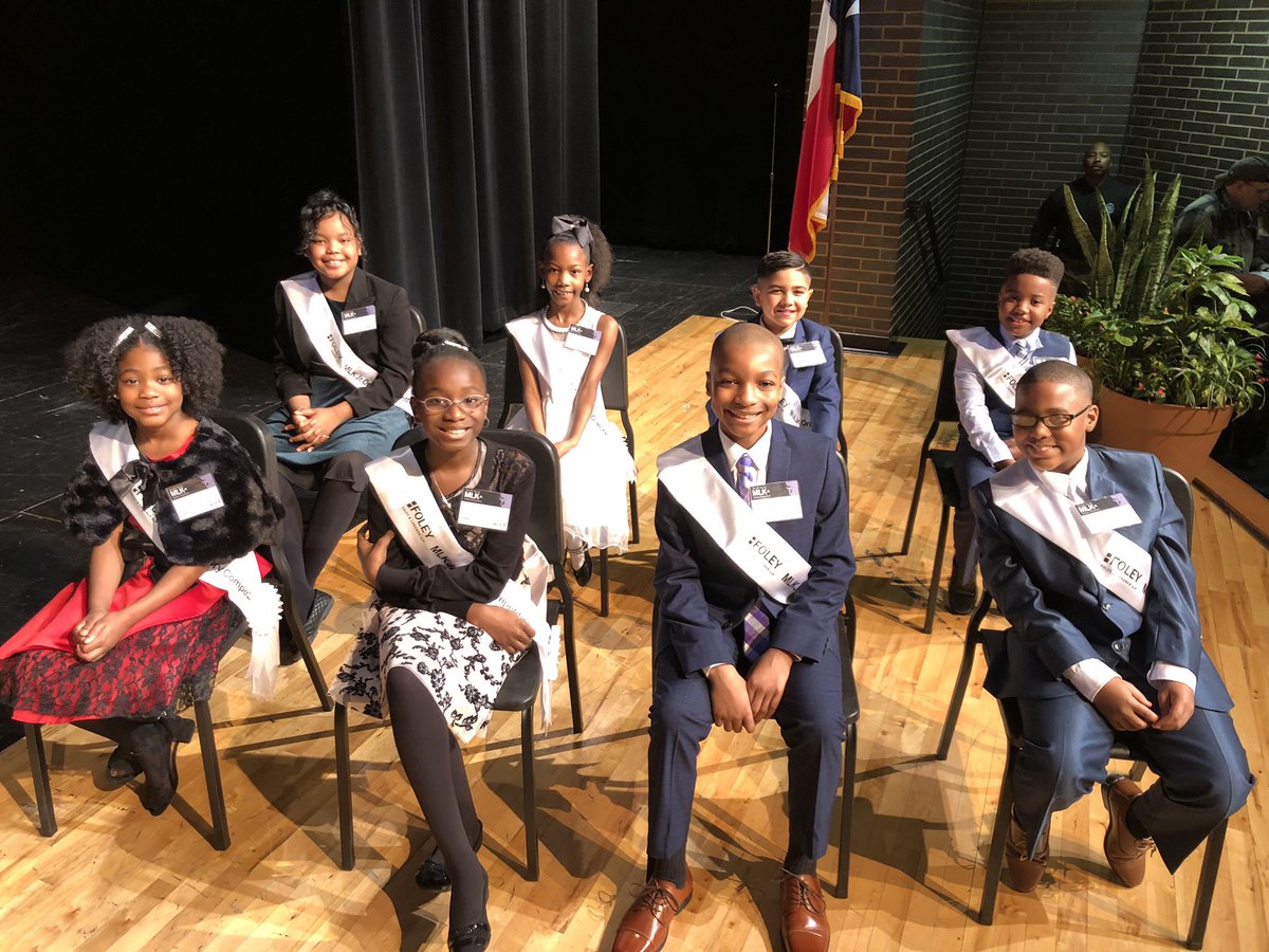 ClariceFox4's tweet photo. The @dallasisd finalists in the 28th annual MLK, Jr. Oratory Competition @FoleyandLardner at Adamson High School. Coverage tonight at 5:30, 6, 9, 10 on FOX4 #FoleyMLK2020 #MLK91 https://t.co/B4WWsqG2d6