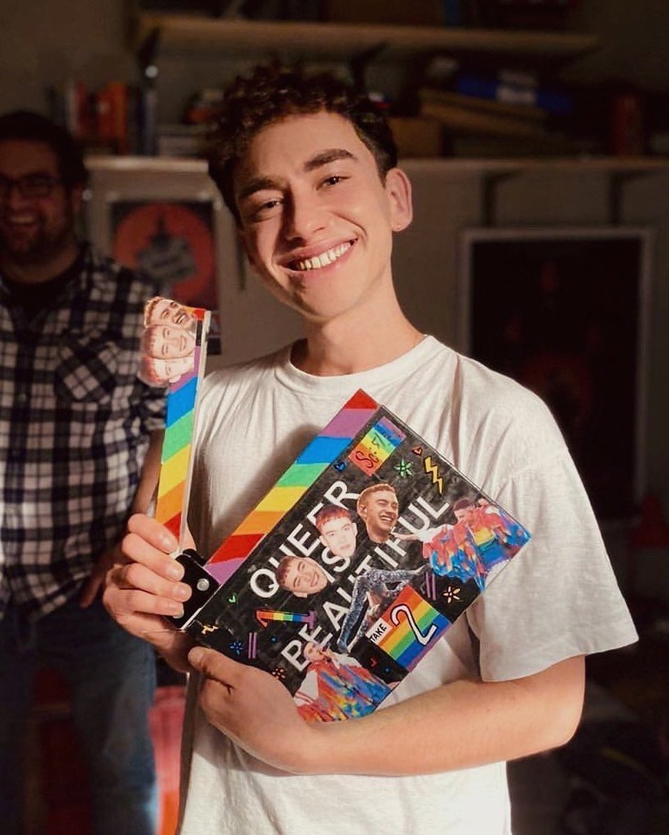 picsofollyyears's tweet photo. Boys. Soon. 🌈 https://t.co/UrTrOWdpnq