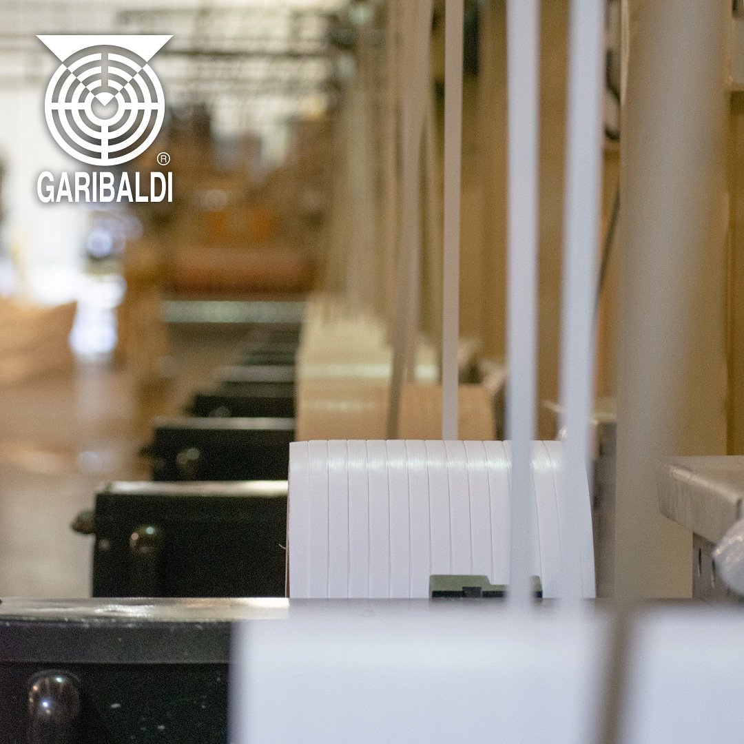 garibaldisa's tweet photo. Nuestra línea de polipropileno, ubicada en nuestras instalaciones en Santiago, fabrica miles de rollos mensuales para diferentes fines y usos.
#ppstrap #strap #straps #ppstraps #chile #zunchopp #flejepp #plasticstrap #flejeplastico #zunchoplastico #agrochile #forestalchile https://t.co/SdviiKo49U
