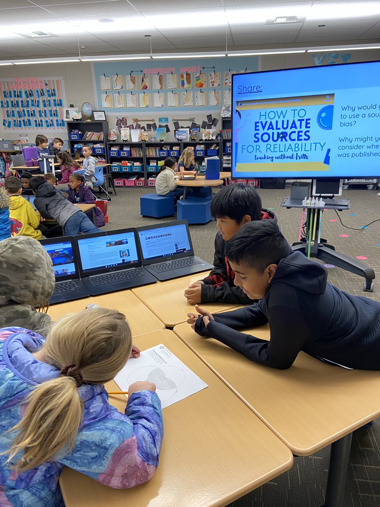 MrsDanielleRojo's tweet photo. Learning how to evaluate reliable websites by looking at multiple websites on one topic and comparing and contrasting them! Great work @mrsblockskinder and @MichelleLinHo! #WCSInquiry #WCSDigCit https://t.co/UY1VFufPSX