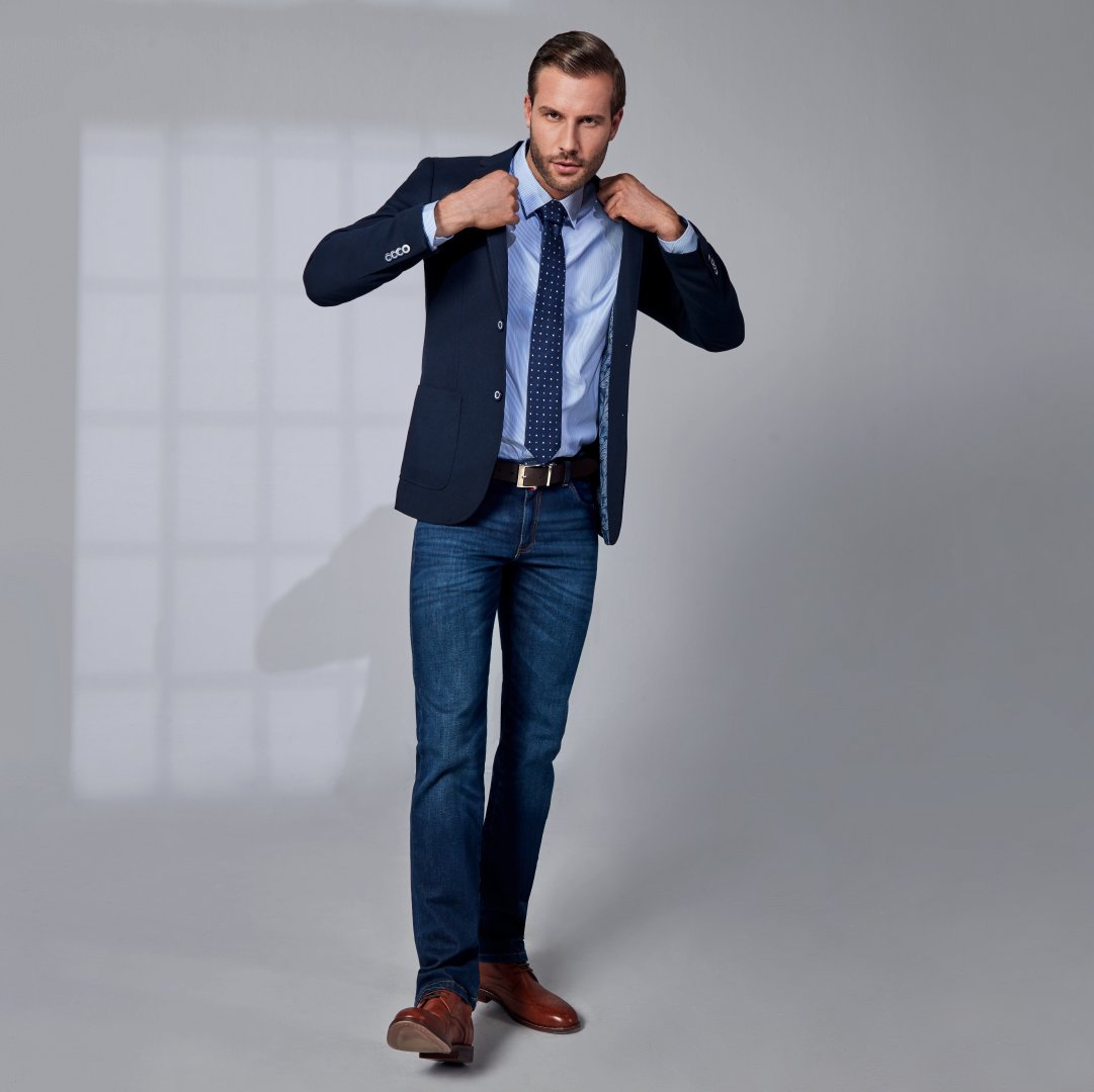 stfman on Twitter: "Style is in the 𝘥𝘦𝘵𝘢𝘪𝘭𝘴: blue tie. Desliza hacia a la derecha y conoce nuestro perfecto #BusinessCasual look. #STFMANbySTUDIOF Blazer Ref. H620004 Corbata Ref. H210261 Camisa Ref. H580015