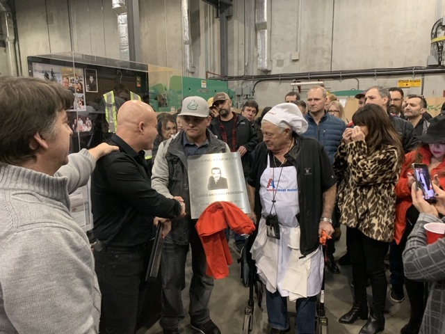 SMWTCS's tweet photo. #ApolloSheetMetal has created a perpetual scholarship award memorializing Franco Pederzini, who served as a #SMITB Trustee/#SMWTCS Director (2018-2019).
Scott Wilcox of #SpectrumSheetMetal was presented the scholarship award at the Annual Apollo Christmas Lunch on December 20 https://t.co/TwCKOxu107