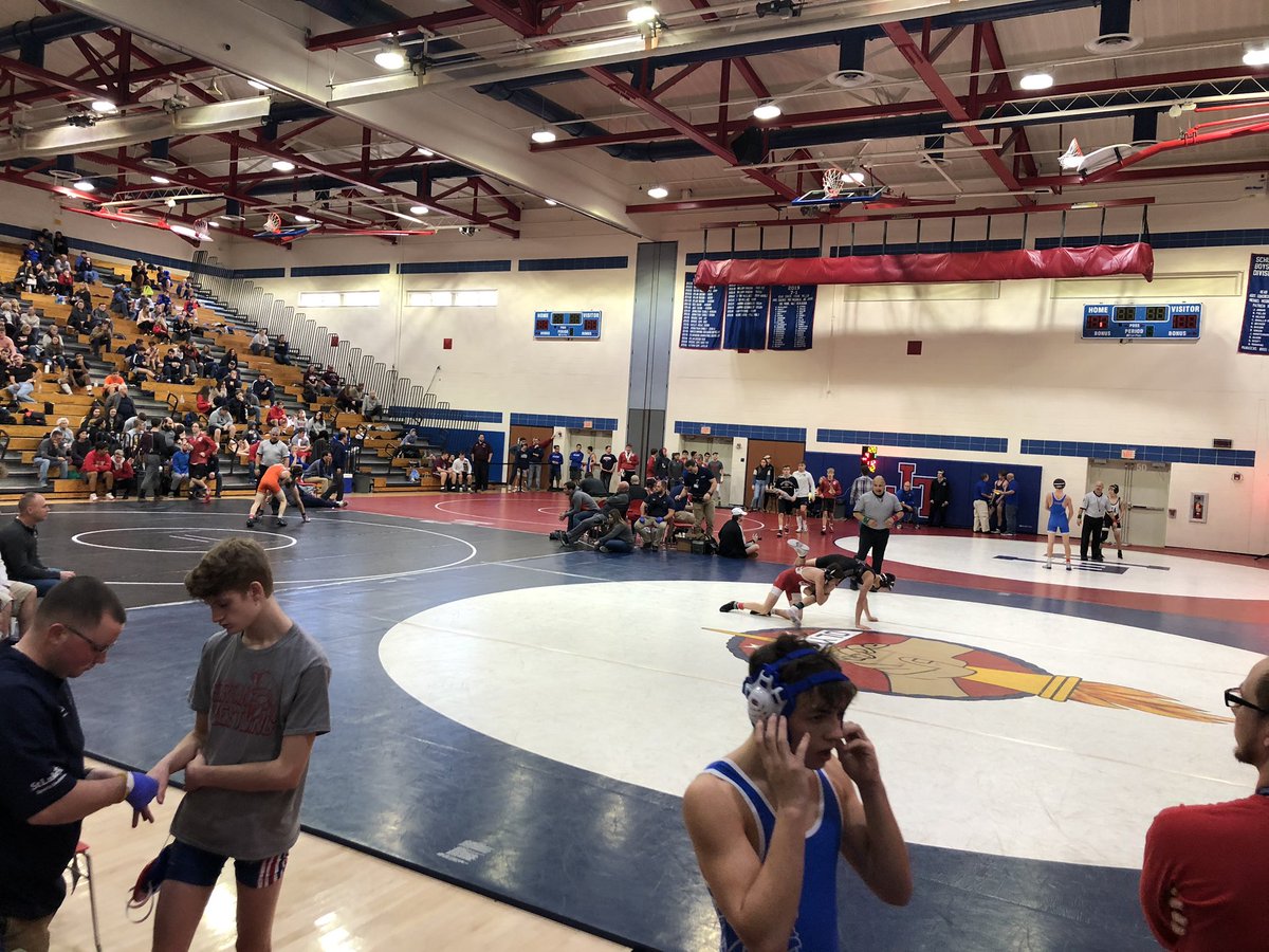 SchLeague's tweet photo. SL Wrestling meet at Jim Thorpe! Great coordination from JT AD Dustin McAndrew. @SchLeague @JTOlympians @jtahs_principal @mystlukes @D11Sports @PIAADistrictXI #beatingthesnow https://t.co/NjOWokS93W