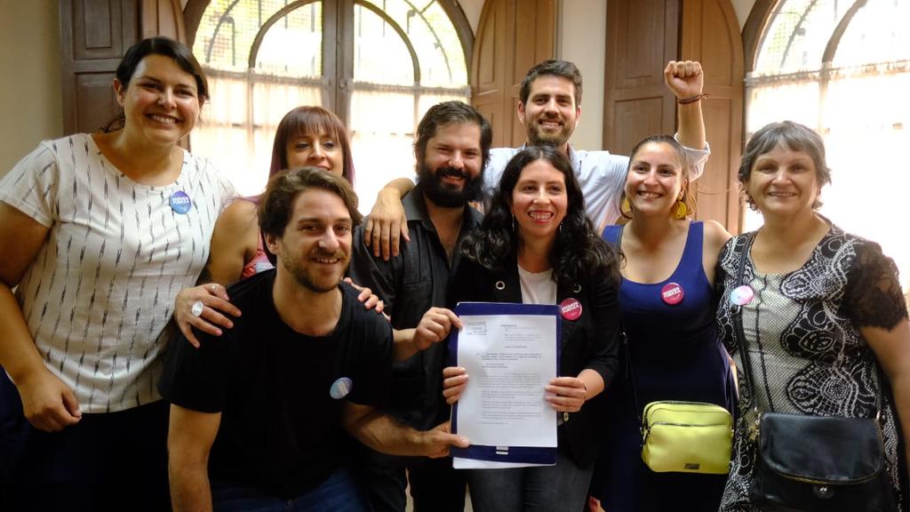 la_convergencia's tweet photo. ⭕ ¡Hoy nos legalizamos como partido político! GRACIAS A TODES QUIENES CONFIAN EN ESTE PROYECTO ¡Vamos a transformar Chile!✊💗 #SomosFuerza https://t.co/tbKrRhIwJq