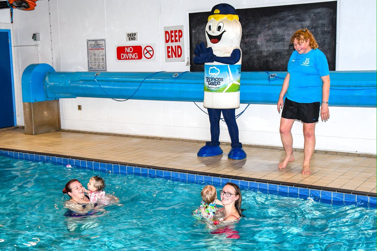 powerpixuk's tweet photo. Narberth  Pool turned 🌦🌧⛅️💧CLOUDy today. @PrincesGateUK visited the Community Run Pool to give them a kind donation. 🏊🏻‍♀️🏊🏻🏊🏻‍♀️🏊🏻 #Community #spiritofgiving here in #narberth keep #hydrated #pricesgate #clouds and three cheers for #Cloudy and his friends at @PrincesGateUK https://t.co/Ec7xTH4tRA