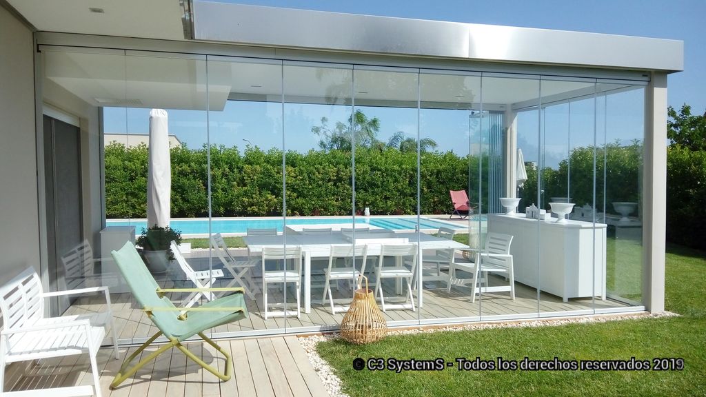 Los cerramientos de cristal para terrazas suponen dar un paso adelante en innovación y estilo, es perfecta para cualquier estancia, y permiten visualizar el exterior de la terraza con toda la amplitud.

Más info: buff.ly/2JNxFeq
.
#cerramientos #seeglass #c3systems