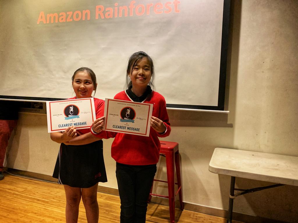 bannerbenjamin's tweet photo. The second annual Shecky Film Awards went off at #sisrocks with some amazing G5 PSA films. It was a team effort and tons of fun. @SydneyRamos17 @teachbk27 @annieferg3a and @mr_shep63 #pyp #issedu https://t.co/HDhSLdi33L
