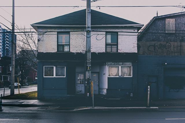 Hamilton, Winter in the Global Warming age
✺
✺
✺
✺
✺
✺
✺
#hamilton #discoverON #hamiltonphotography #myhamilton #imagesofhamilton #hamiltonimages #hamiltonpics #hamiltonlife #streetsofhamilton #hamiltonphotographer #nikon #nikonphotography #nikon… ift.tt/2trar8z