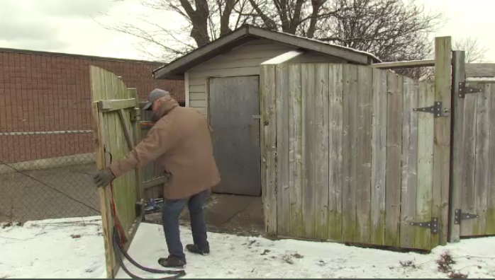 CTVKitchener's tweet photo. A man who has been living in a Cambridge shed refuses to go to a shelter because he claims it encourages drug use. https://t.co/t7DUAS4eGs https://t.co/deVjSrYgmp