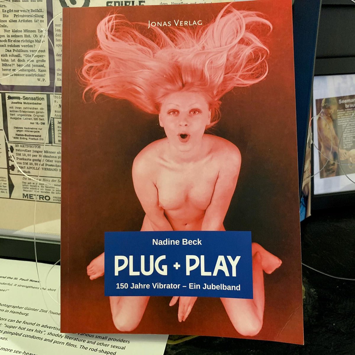 Die Plug + Play Ausstellung ist noch bis Anfang März bei uns zu entdecken! 🍆
.
.
.
#eroticart #eroticartmuseum #hamburg #stpauli #sanktpauli #welovehh #plugandplay #nadinebeck #vibrations #vibrator #sextoys #museum #exhibition #ausstellung #ausstellunghamburg #whattodoinhamburg