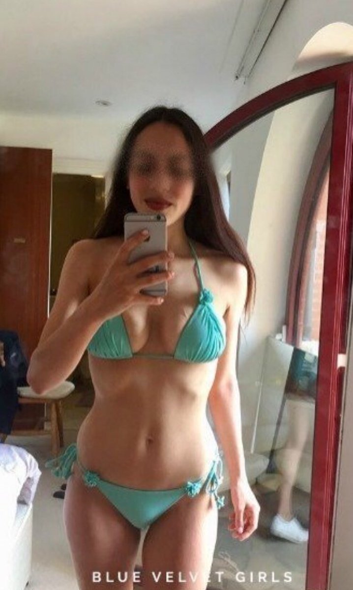London_escort's tweet photo. Seraphina 
 #ladies #gentlemen #adult  #londonescorts #london #escort #model #girls #verified #blonde #asian #english #escortagency #agency #overnight 07800809573 #gfe #dinnerdate #vip #highclass #chelsea #kensington #paddington #bluevelvetgirls #bluevelvet #over18only https://t.co/yn7cv53JTa