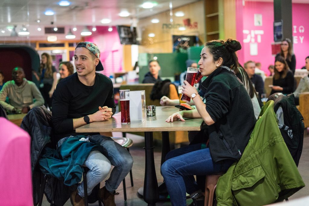 GCU_StudentLife's tweet photo. We welcomed our new students to campus with a free pub quiz, buffet and a chance to meet the team at @GCUstudents π π» πΆ
Thanks for coming along everyone π Full album is up on our Facebook page πΈ
@GCUEngagement @CaledonianNews #GCUStudentLife https://t.co/pD0tK1awui
