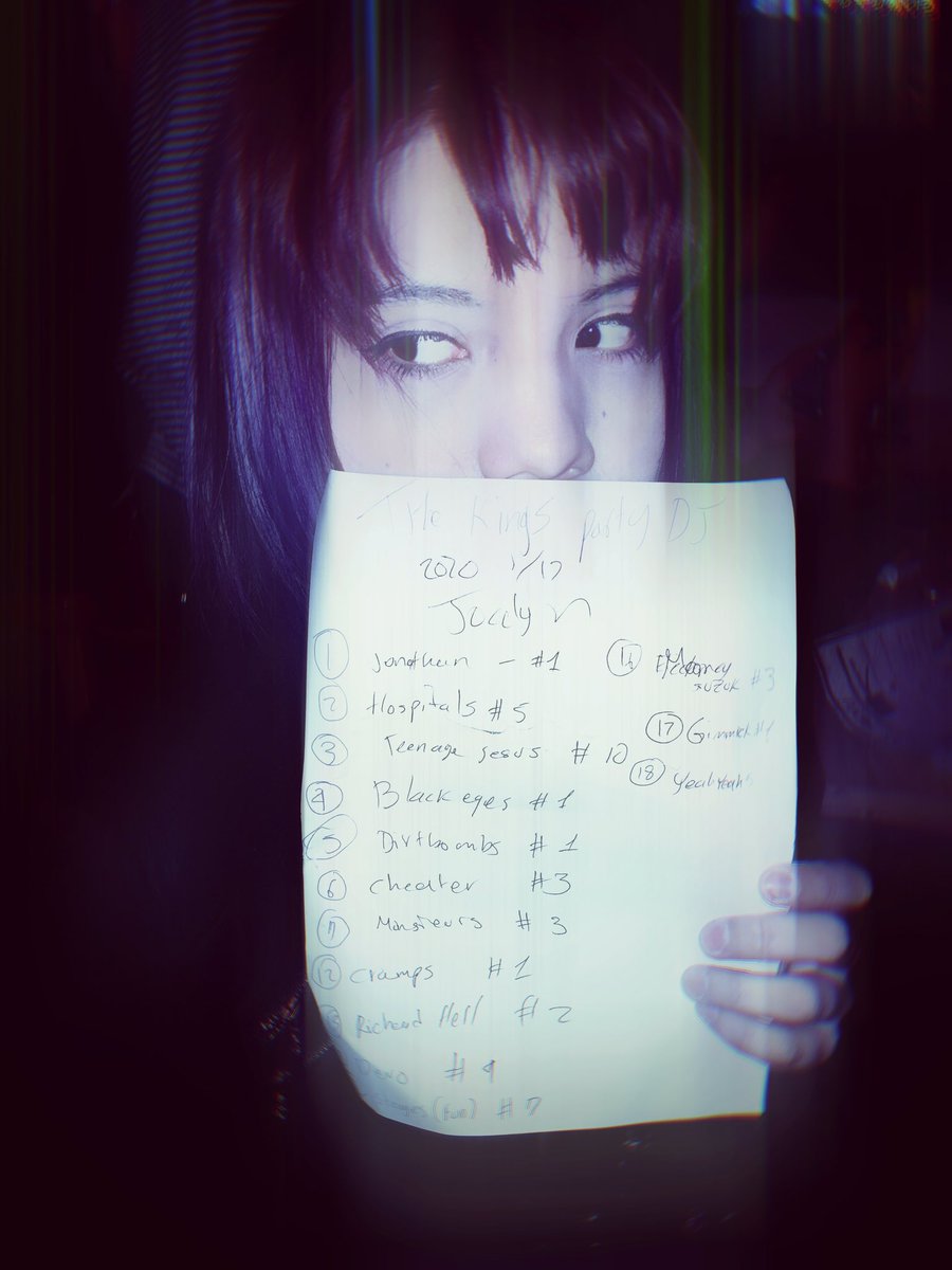 Jocelyn_MxSinge's tweet photo. 年初ジョセリンDJが終了！
短かったけど他のDJもすごいから！最後までキングスパーティー楽しもう！

以下の写真は今夜の流したやつ！ https://t.co/vFF55ygxXk