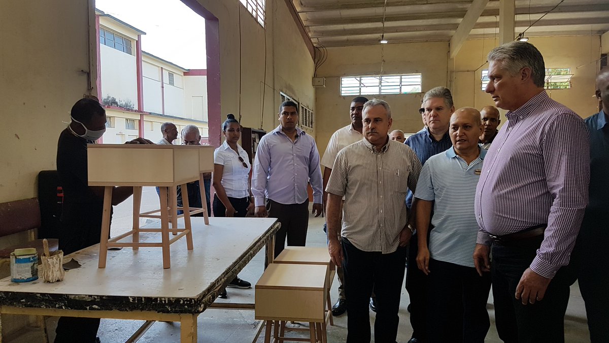 aparedescuba tweet media