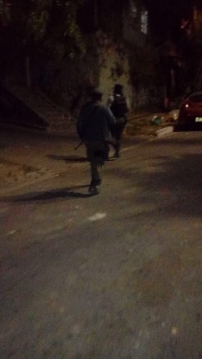 CAMdeSantaTecla's tweet photo. Continuamos con los patrullajes preventivos en colonias, pasajes y parques a fin de garantizar la seguridad de los tecleños, #SantaTecla #EscudoTecla #SumamosProgreso https://t.co/S0tvm4phxQ