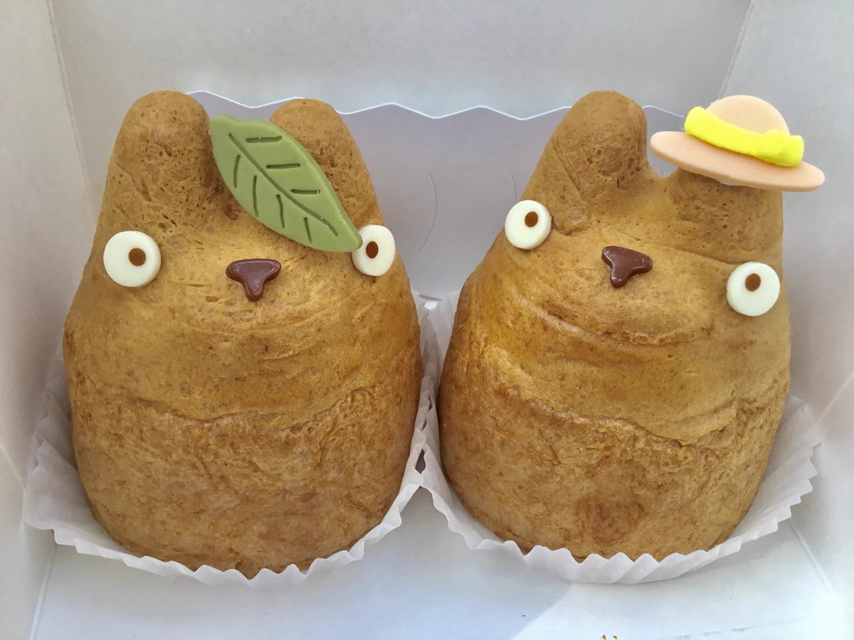 可愛くて食べられない？「白髭のシュークリーム工房」のトトロのシュークリーム！