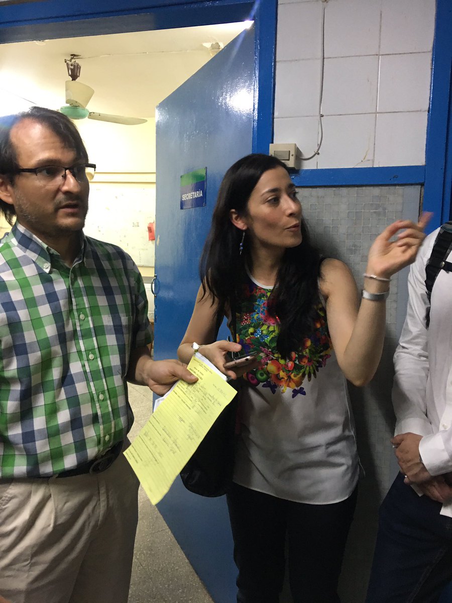 pao_simonetti's tweet photo. Los @IBMVolunteers siguen caminando los hospitales de Asuncion. Hoy en el IPC: instituto de previsión social. Entendiendo los “pain points” de los patólogos en su trabajo diario #Health #GoodTechIBM #CorporateServiceCorp https://t.co/daaY1QCOfS