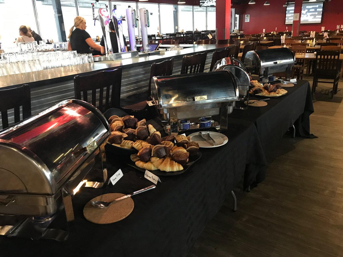 Sensplex's tweet photo. A reminder to all teams playing in the #BlazersCWC20 at our Bell Sensplex location that Stanleyβs Restaurant (2nd floor) has its phenomenal breakfast buffet running this morning and all weekend! https://t.co/ybA9szGYs2