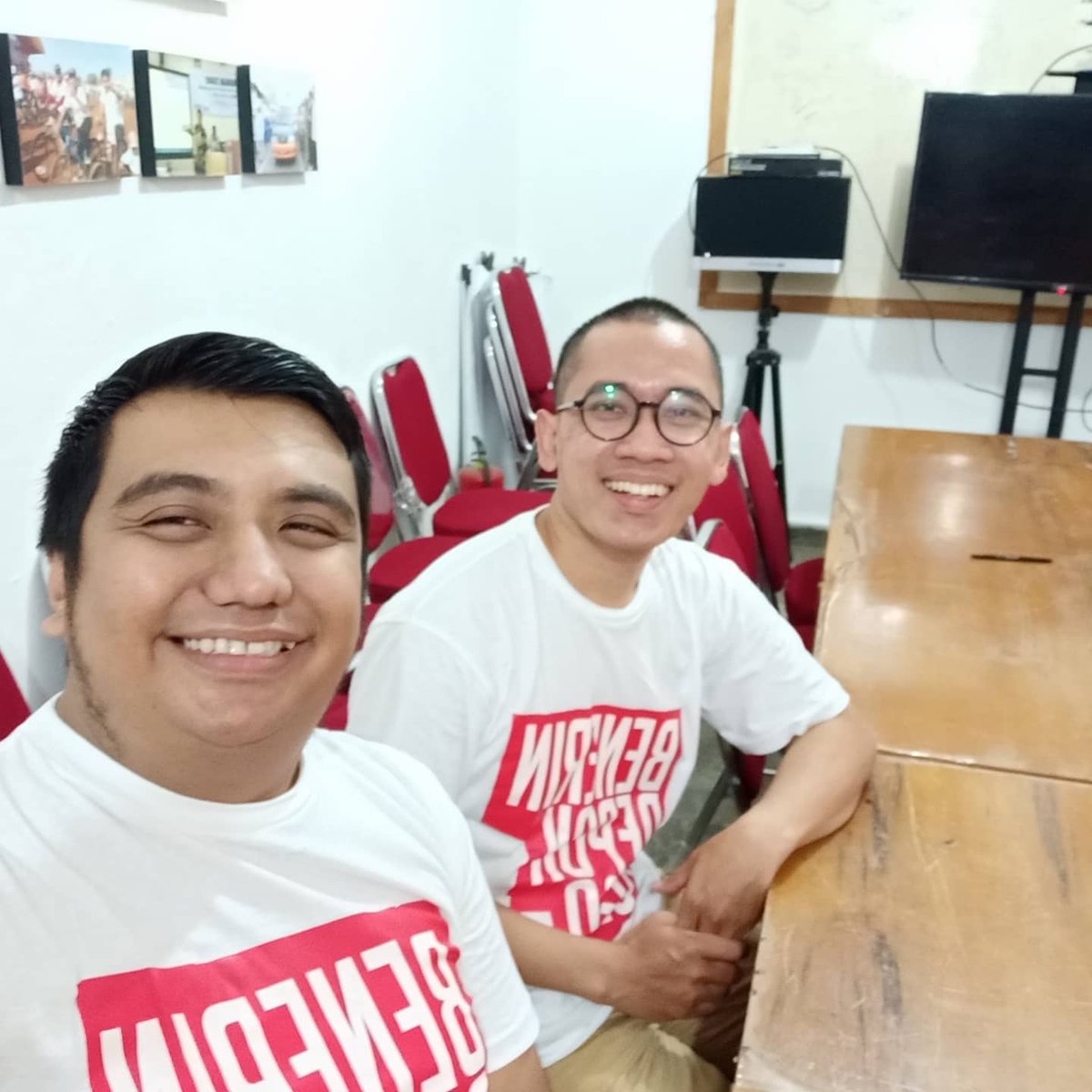 Berdiskusi dengan @kpukotadepok tentang Jalur Perseorangan untuk Pilkada Depok 2020
.
Bantu Kami untuk bisa mengumpulkan 85.107 KTP hingga Februari 2020
.
Kirim KTP Depok kamu ke Hotline WhatsApp 0812-1289-5822 atau kirim ke Instagram ini
.
#BenerinDepok2020