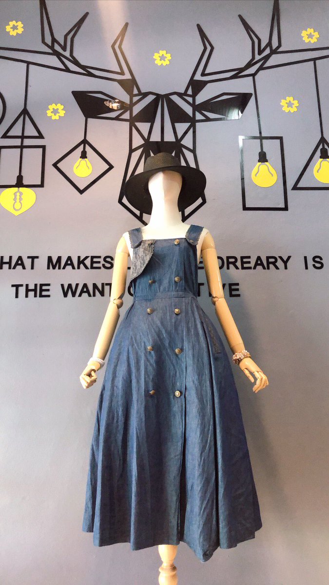 meawjaa099's tweet photo. 17.Axesfemme Dress Bust:40" Wasit:31" Length:46" ╔═.♥.══════╗
   $  S A L E  $
╚══════.♥.═╝ 690฿(22.79$) Shipping not included #lizlisa #gothiclolita #โกธิค #เดรสญี่ปุ่น เดรสญี่ปุ่นมือสอง #axesfemme #lolitafashion #bodyline #secrethoney #2handthailand https://t.co/YAzWtETuuK
