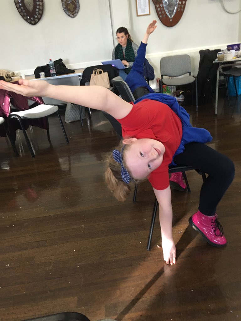 sketty_primary's tweet photo. #HealthySchoolReps #Yoga #SelfCenteredHypnotherapy @SwanseaCouncil #DillyDragons #BigIntergenerationalConversation #LifeSurvivalAndDevelopment #Article3 #Article6 #Article12 #Article15 #Article24 #Article27 #Article28 #Article29 #Article31 @SarahHooke @childcomwales https://t.co/FkYlgScPbr