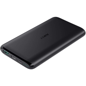 LemonMBA's tweet photo. Petit concours avec un lot offert par notre partenaire Aukey :  RT + Follow pour gagner une batterie portable 10000mAh https://t.co/HwPQUIPTOr Tirage au sort le 27/01 #concours https://t.co/eQavnO4C8F