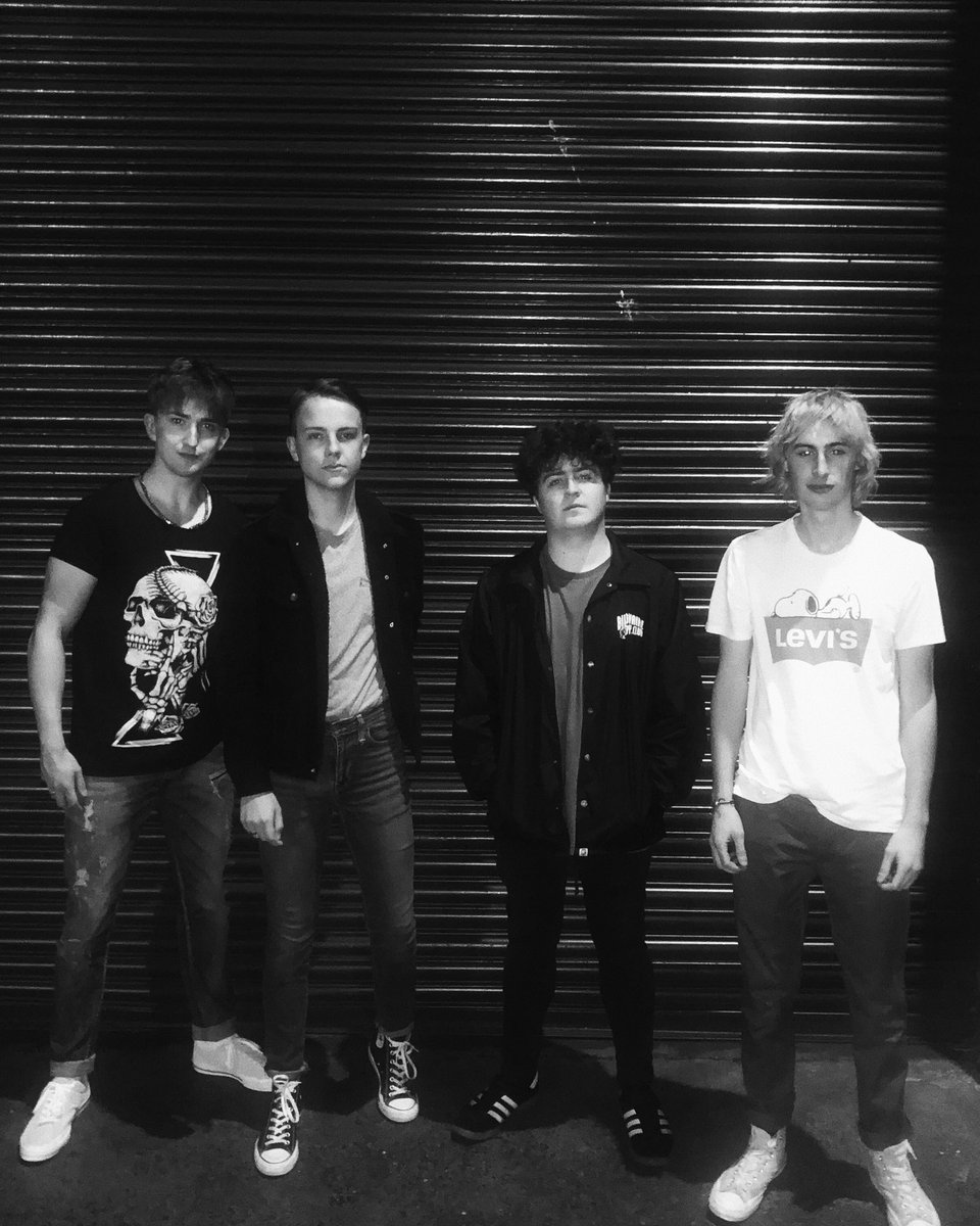 Last ever show tonight under the name Pretty Vicious... it’s gonna be one to remember. Get down to the Globe in Cardiff tonight and have a dance with us, it’s gonna be fun X (Massive thank you to Joe from @himalayas_band for stepping in and singing for us tonight)