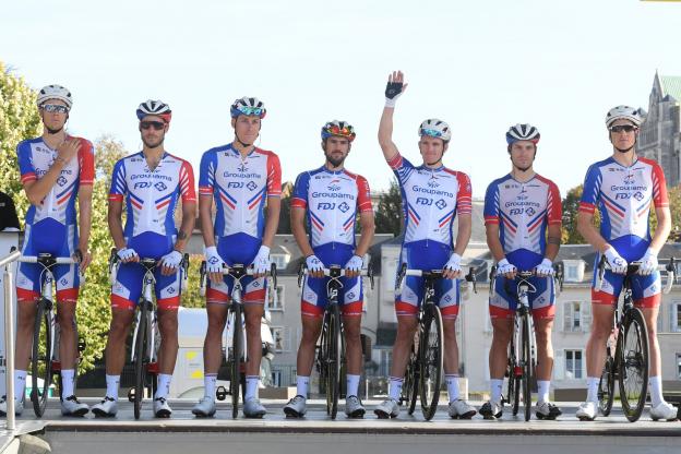 lequipe's tweet photo. Groupama et la FDJ ont annoncé vendredi la prolongation de leur engagement conjoint pour soutenir l'équipe de Marc Madiot, jusqu'en 2024 https://t.co/0w0KBxqHt5 https://t.co/CAAzB5I0dY