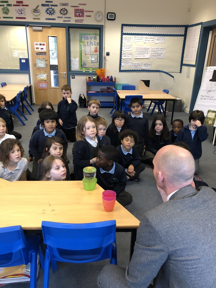 BegbrookAcademy's tweet image. Every now and again a really tricky question pops up... Luckily Mr Munro and his blutac are always around to explain buoyancy and surface area!! We love spontaneous science lessons, what a treat!! #year2learning #diamondpower