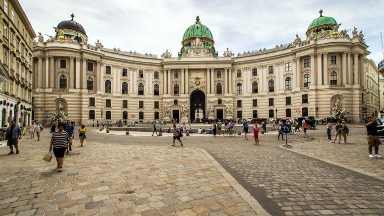 completeeurope's tweet photo. My next recommendation for an amazing winter travel location is Vienna Austria. Spend your time eating cake, watching Opera and pursuing palaces. https://t.co/WYZYaShdpX https://t.co/CFQt2Q7604