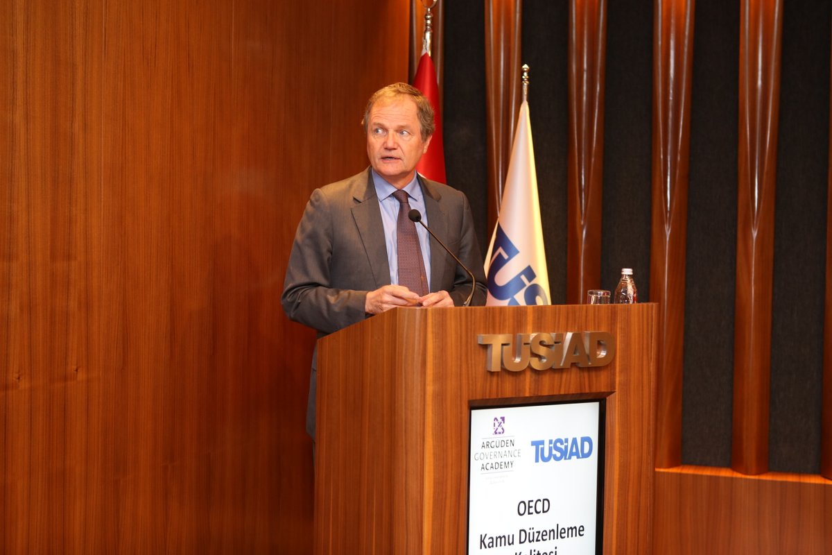 ArgudenAcd's tweet photo. Honored Guest #NickMalyshev, Head of @OECD Regulatory Policy Division and Advisory Board Member of the Academy, evaluates the report. @BusinessatOECD @OECDgov @OECD_Social @OECD_PCSD @TUSIAD #Regulations #regulatorypolicy #quality #stakeholder #partipation #desicions https://t.co/KcOae5DKCB