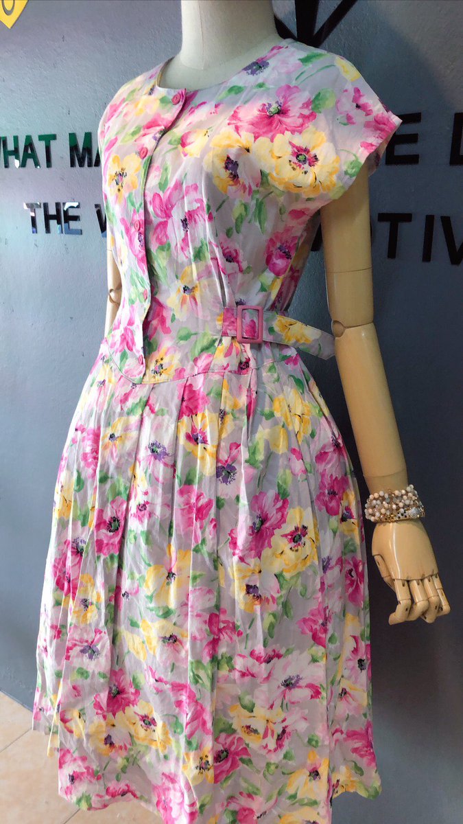 meawjaa099's tweet photo. 24.เดรสลายดอกมีสายเลื่อนเชฟด้านข้าง Bust:40" Wasit:28" Length:42" ╔═.♥.══════╗
   $  S A L E  $
╚══════.♥.═╝ 450฿(14.88$) Shipping not included #เสื้อวินเทจ #เสื้อปักฉลุ #เสื้อวินเทจมือสอง #เสื้อปักมือ #เสื้อลินิน #vintageclothing #เสื้อปักฮังการี่ https://t.co/S7SUi3OW3q