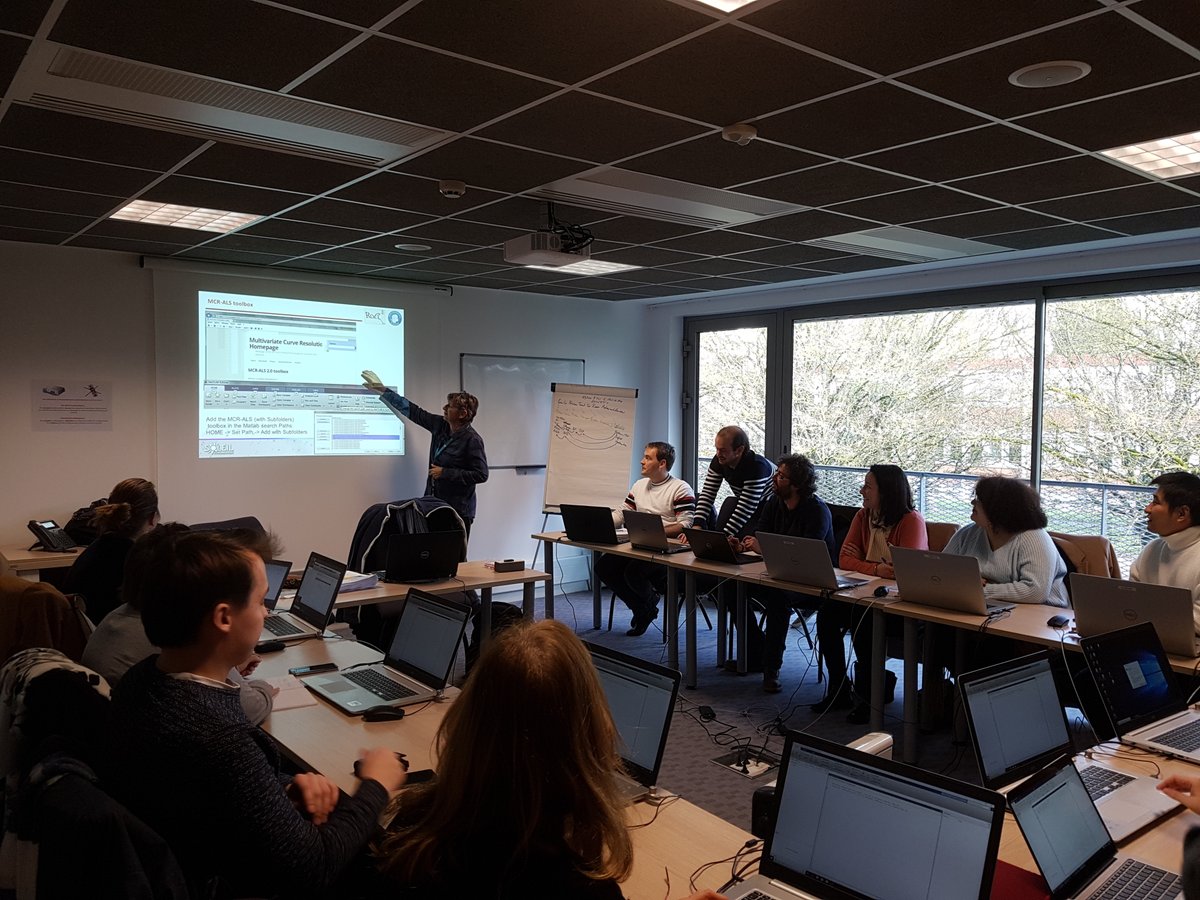 synchroSOLEIL's tweet photo. ⏺️Chemometric analysis of Quick-XAS data Practical
➡️"X-ray spectroscopy simulations using Crispy and Quanty", a tutorial organized by Valérie Briois, #ROCK_Beamline manager @synchroSOLEIL in the framework of #SUM20 https://t.co/jIuj8HvRGn