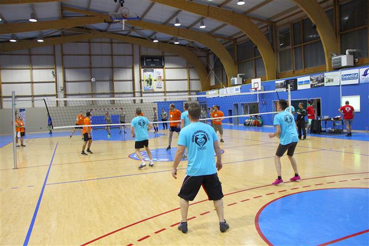 Noremat_'s tweet photo. 🏆🏐 1ère édition du Tournoi de #volley Noremat 🏐🏆 
Belle synergie entre les collaborateurs des 10 sites Noremat en France. Bravo à tous ! 👏 https://t.co/W4Ttsh2581
