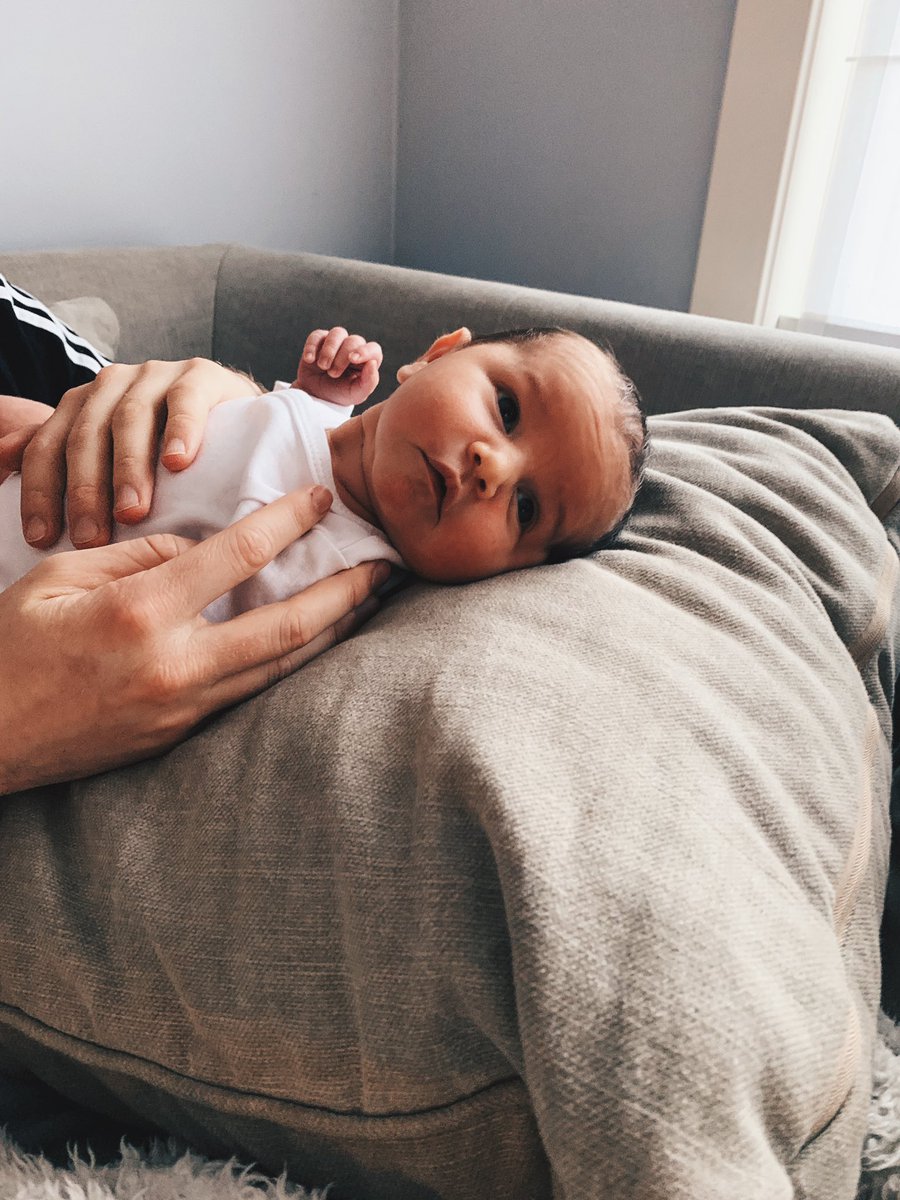 EllenDeconinck's tweet photo. Ik ben zo verliefd op m’n baby, i mean look at him🥰 https://t.co/pasQ3PzeuE