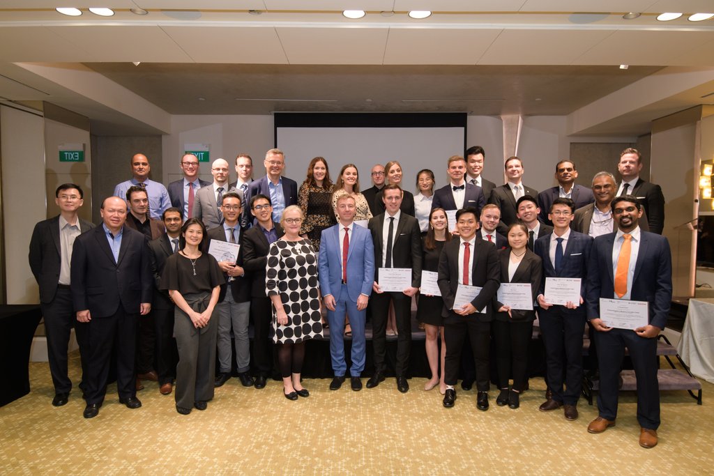 GranlundMarkus's tweet photo. Congratulations to all the talented students at our Innovation Camp in Singapore and a big thank you to our facilitators and partners MacGregor/Cargotec, Jurong Port and China Navigation Company #Turkuschoolofeconomics @UniTurku https://t.co/wwkCtPUqBg