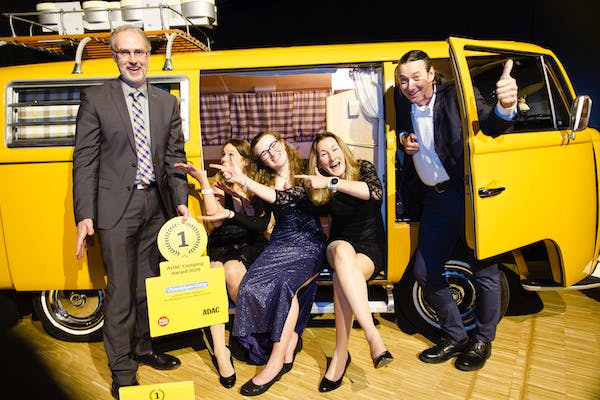 Wir gratulieren Uhlenköper-Camp zum Award für den besten Campingplatz in der Kategorie "Nachhaltigkeit &amp; Umweltbewusstsein" 🏆👏 #uhlenkoepercamp #cmt20 #adac #campinggala