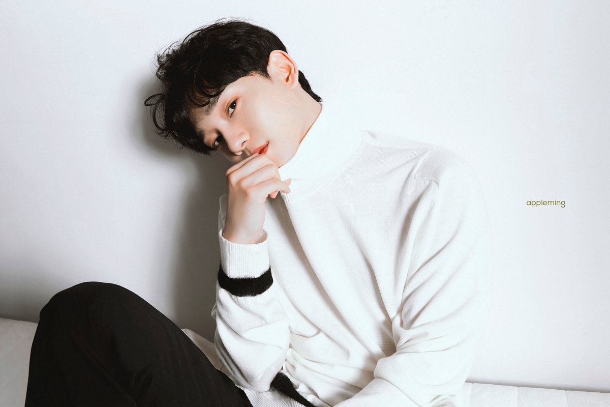 dobipcy1's tweet photo. #엑소엘이_지킬_첸과_종대
#SM_PROTEC_EXO9
#종대_안에_첸_있다 
#EXOweareone 
#ILOVEJONGDAE
💜💜💜 https://t.co/YcrfdgJFqE
