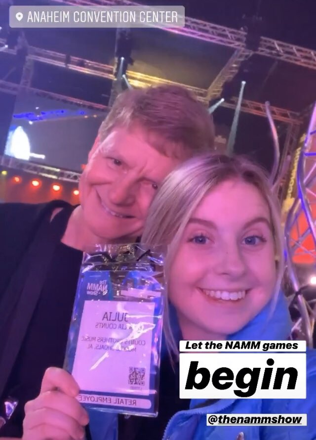 CountsBrosMusic's tweet photo. Guess who’s at the NAMM show!!! Straight from Muscle Shoals to Anaheim - Woohoo!!! #namm2020 #countsbrothersmusic #countsbrothers @juliacounts 🎶👍🏼🤘🏼✌🏼@juliacounts @CountsBrosMusic @NAMMShow @NAMM https://t.co/wcexXjBmgh