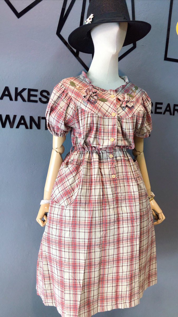 meawjaa099's tweet photo. 28.เดรสคันทรีลายสก็อต Bust:34" Wasit:33" Length:40" ╔═.♥.══════╗
   $  S A L E  $
╚══════.♥.═╝ 590฿(19.51$) Shipping not included #2hand #use2hand #fairygodmotherth #secondthailand #เดรสวินเทจนำเข้า  #vintagethailand #vintageshop #เสื้อผ้ามือสอง #โลลิต้า https://t.co/wdEVxkDNpO