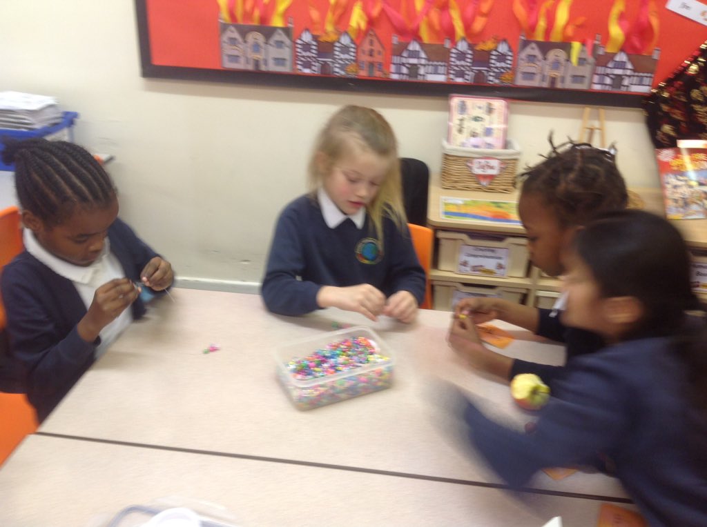 PindersPrimary's tweet photo. Well done to the KS1 children who received a Golden ticket this week. As a reward, they made jewellery and played with the cars. #PPBehaviour https://t.co/XK0xvRtFRI