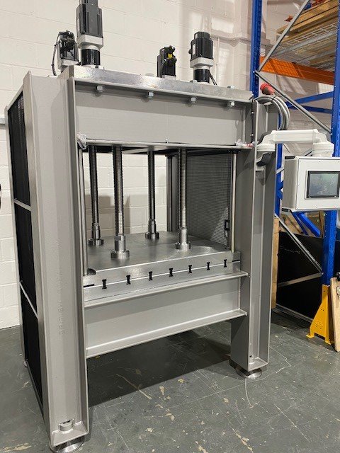 RetracComposite's tweet photo. Arrived today, our latest acquisition at @RetracComposite,  a bespoke built 60 Tonne, 11KW Servo driven Press with 1m x 1m Platen area for Composite Applications. Looking forward to seeing it in action. https://t.co/R3REMaNGf9