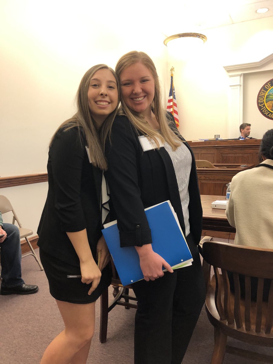 TccSaints's tweet photo. Saints Mock Trial team TCC Gold prepares for our first trial this morning @ocs_Columbus @OCLRE https://t.co/nmC4jJEgR7