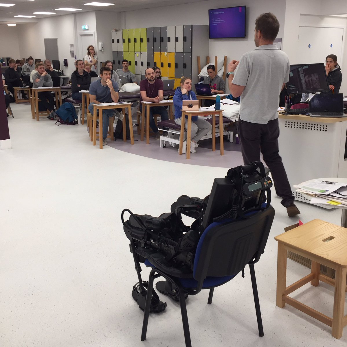 HobbsRehab's tweet photo. Yesterday we had a great morning at @UoW_Physio with our lead therapists Joe Green &amp; @LouisMartinelli guest lecturing on #FES &amp; #exoskeletons.

We were really impressed with the facilities and the enthusiasm shown by the staff &amp; students. 

#NeuroTech #RehabMatters https://t.co/pvdXsP7Z20