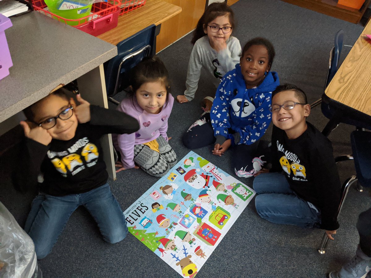 MsKhalid92's tweet photo. Rainy day recess! Working together and collaborating! #malvernliveskind #mymisd #malvernleads @MalvernES https://t.co/JhywM3lOYL