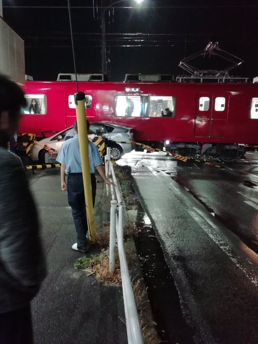 踏切事故 名鉄三河線 高浜港駅 三河高浜駅間で踏切事故発生 運転見合わせ 踏切で電車と車が衝突した まとめダネ 踏切事故 名鉄三河線 高浜港駅 三河高浜駅間で踏切事故発生 運転見合わせ 踏切で電車と車が衝突した まとめダネ