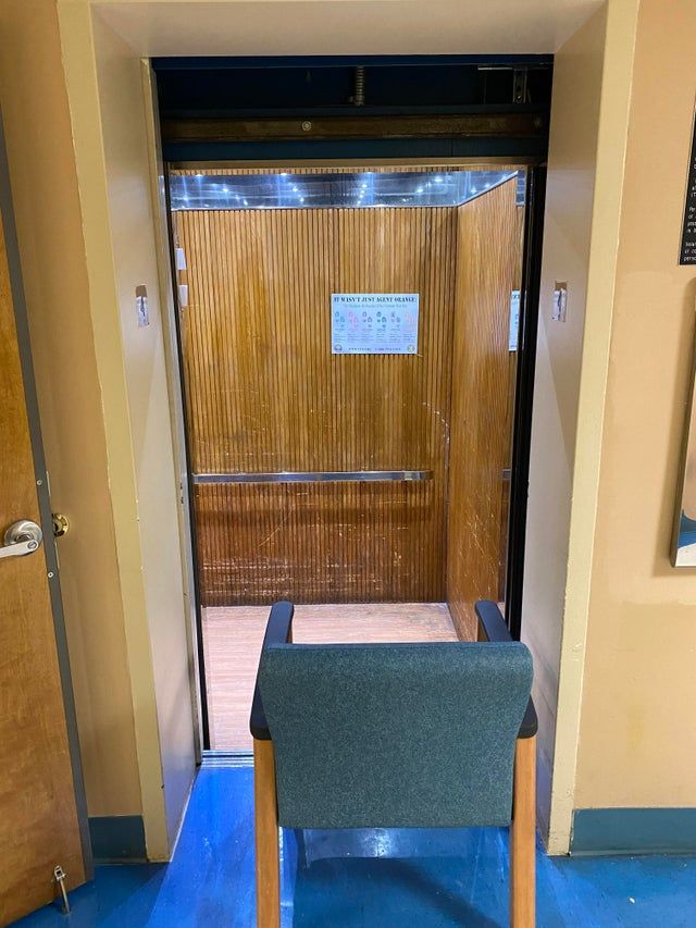 improveproducts's tweet image. Looks like the right place for a chair... #QualityFail