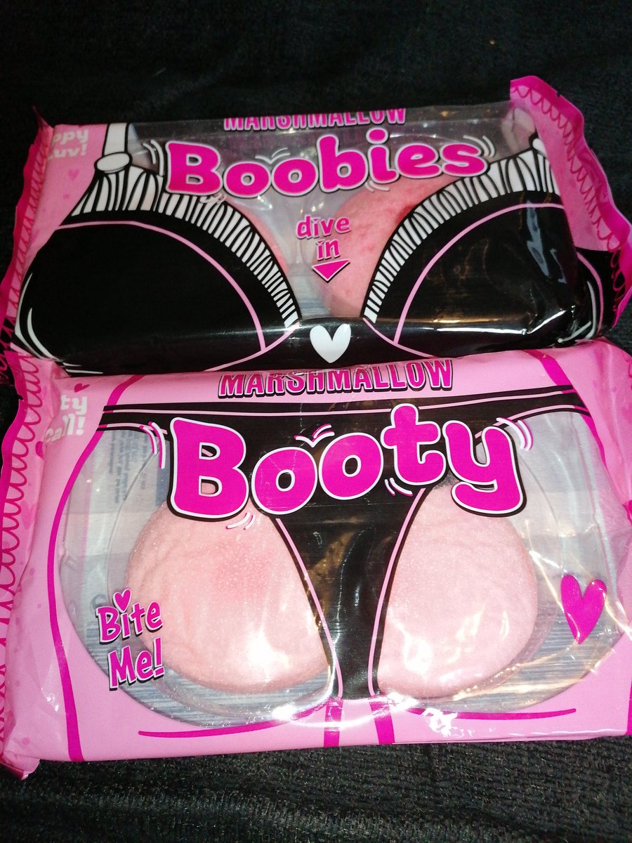 This Sunday night at #TheJug in castle (Bridge Street) we've a verryyy special guest co-hosting with Alice, the Birthday Bird Smu!!
We've got prizes very fitting of the lady in question (hehehe).
Starts 7pm / £2 entry per team

#PubQuiz #Quiz #WhatsOn #NUL #NULC #KeeleUni #Boobs